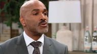 Curtis has news for Laura on General Hospital | Image: ABC